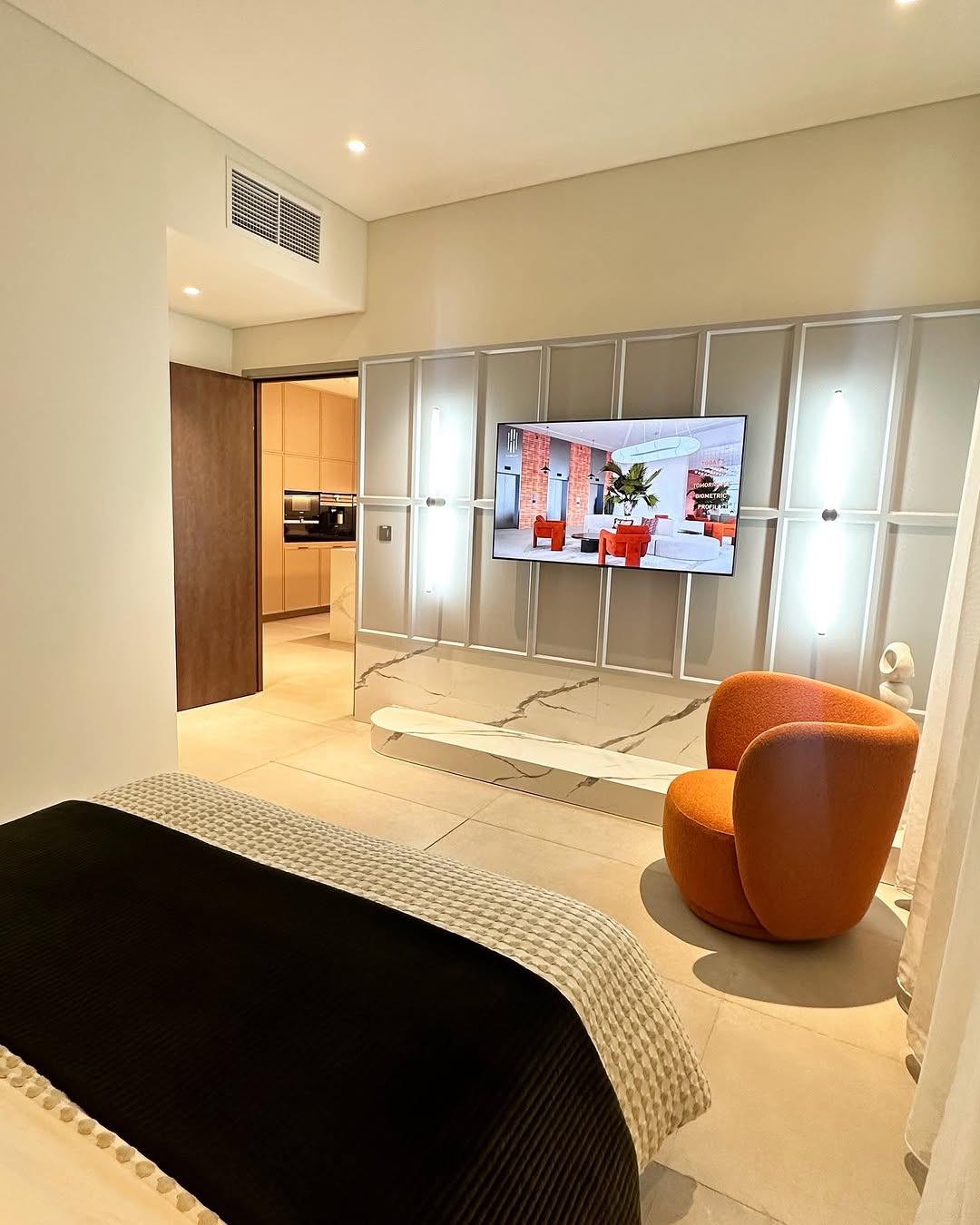 Ultra-Luxury Designer Apartment - Downtown Dubai/Dubai Marina - Image 6