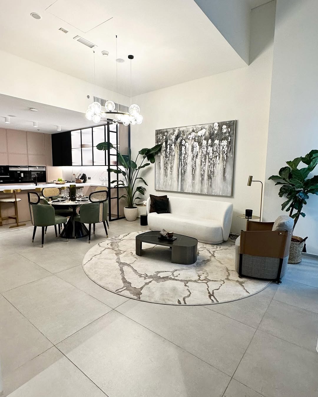 Ultra-Luxury Designer Apartment - Downtown Dubai/Dubai Marina - Image 8