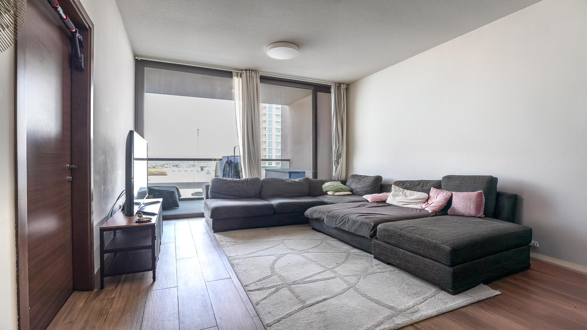 Vacant 1-Bed Apartment at East 40 - Image 2