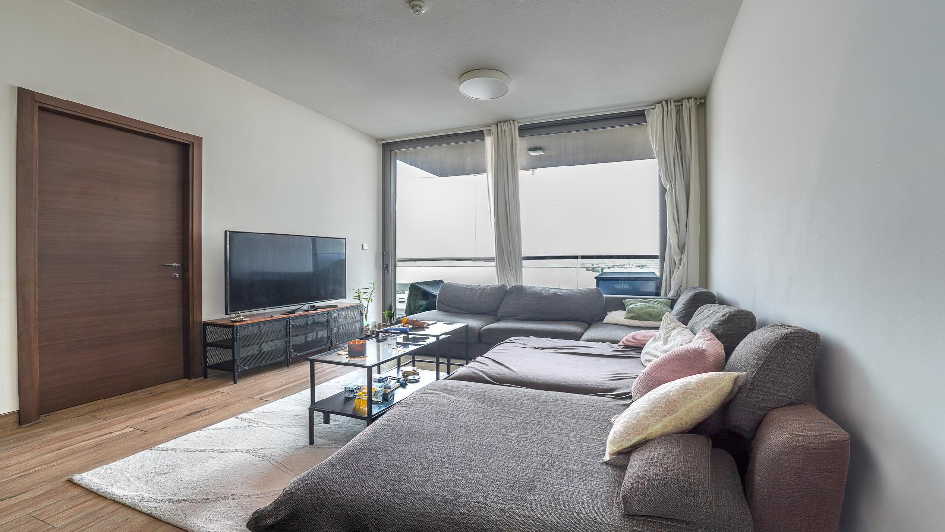 Vacant 1-Bed Apartment at East 40 - Image 10