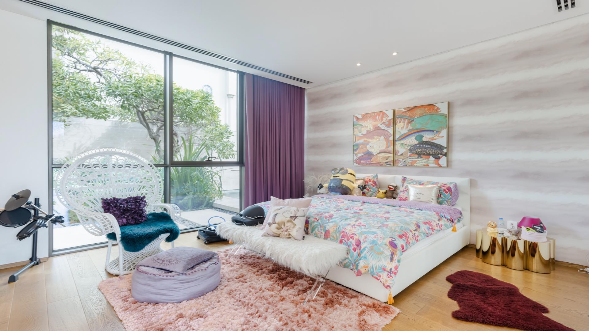 Contemporary Masterpiece with Garden Oasis - Image 9