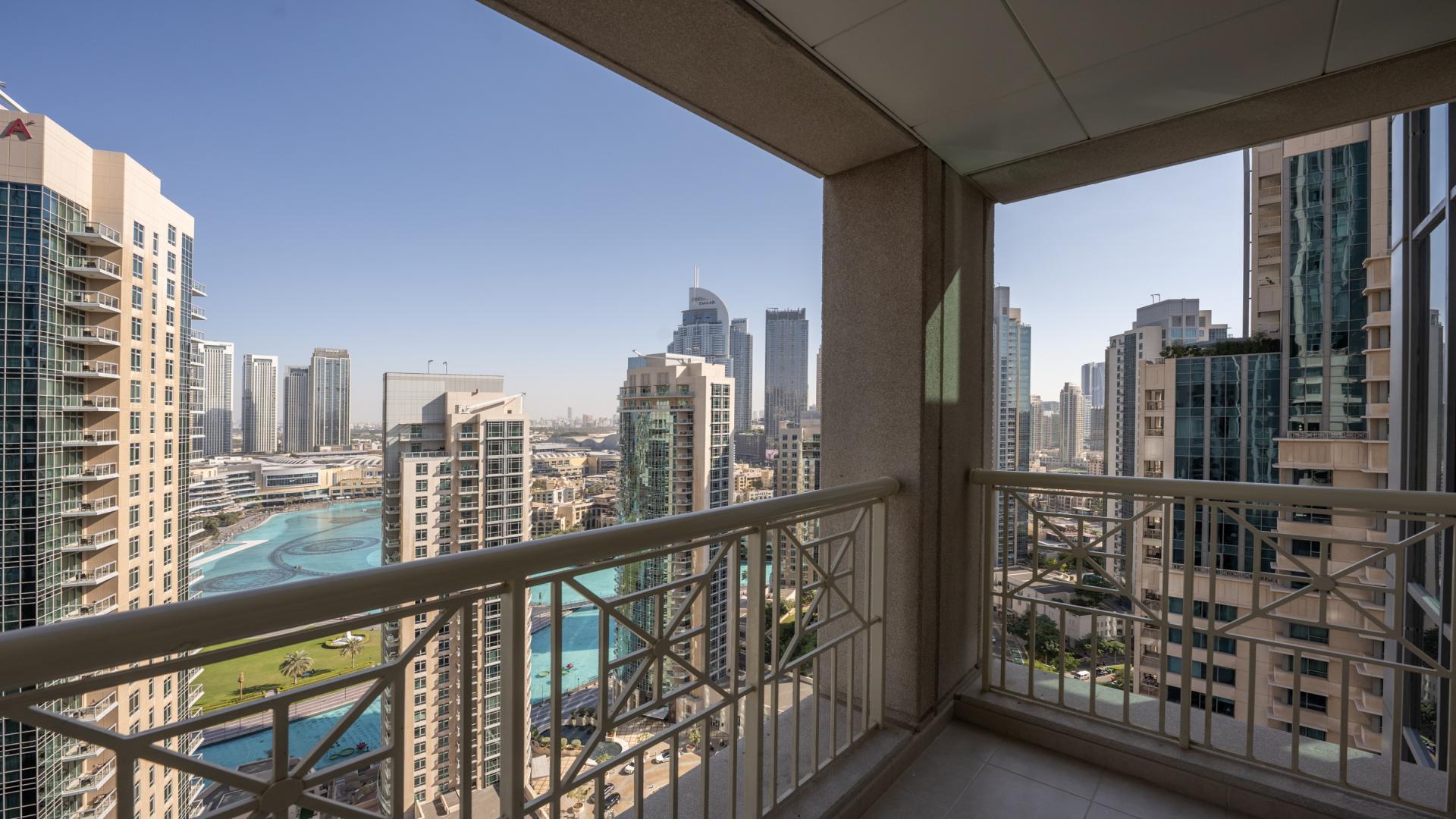 High-Floor Apartment with Full Burj Khalifa View in 29 Boulevard - Image 1