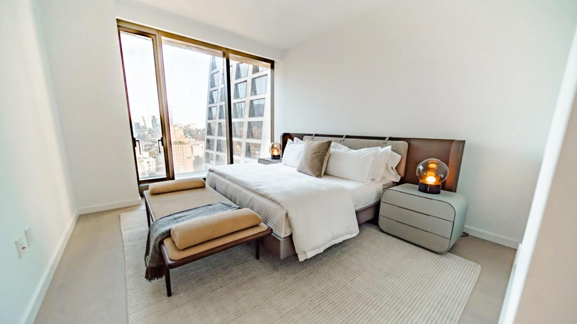Iconic High Line Views from West 23D, NYC - Image 5