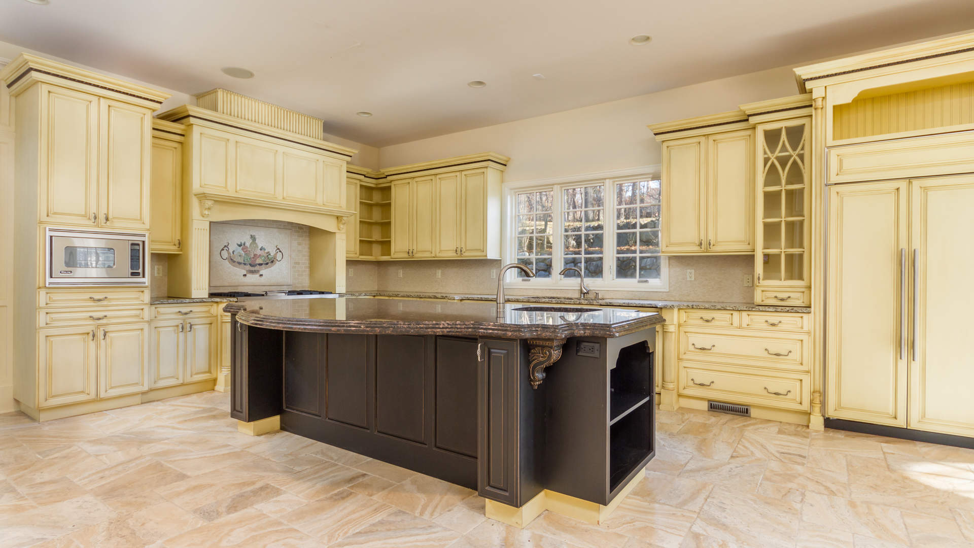 Home with Stunning Views Of The Ramapo Mountains in New Jersey - Image 8